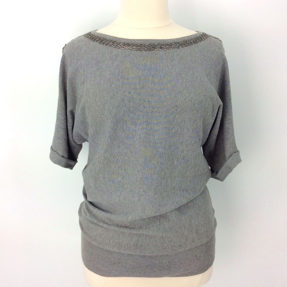 COURAGE.b Women's Gray Short Sleeve Beaded Embellished Sweater